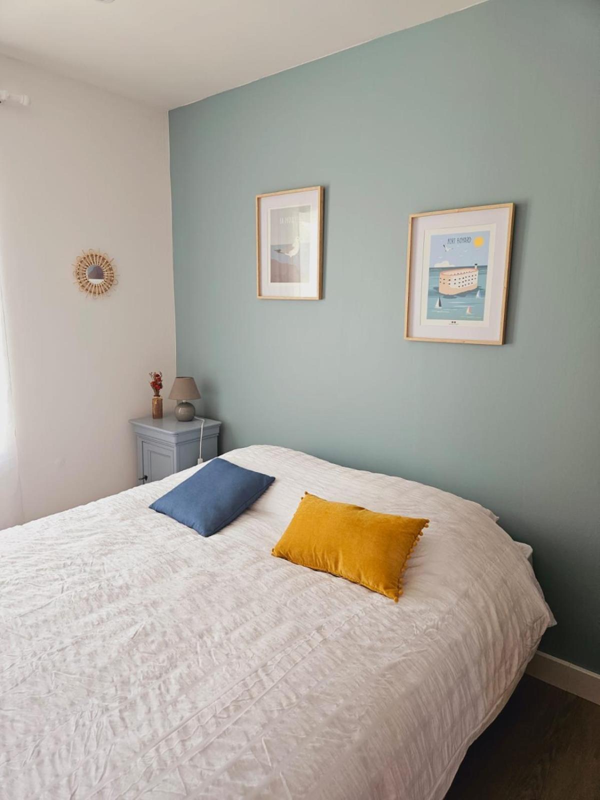 Maison De Vacances Entiere A 10 Mn De La Rochelle Dompierre-sur-Mer Екстериор снимка
