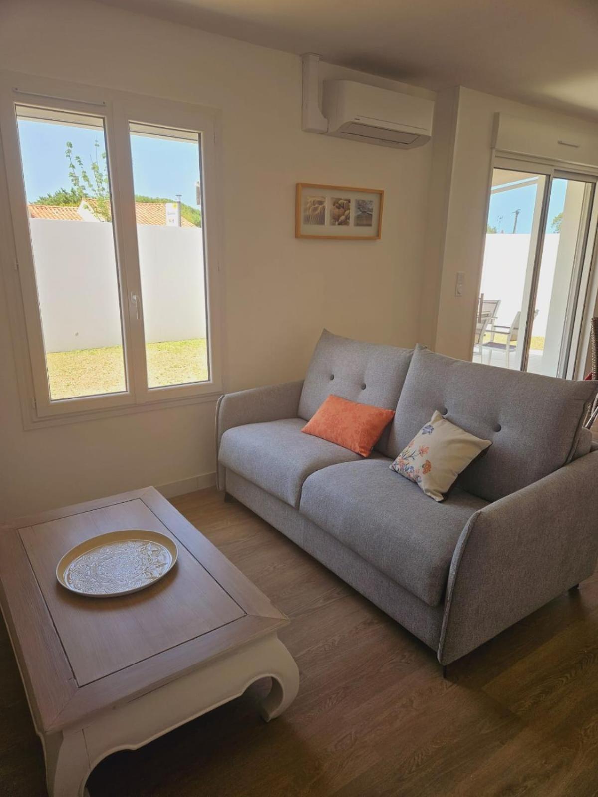 Maison De Vacances Entiere A 10 Mn De La Rochelle Dompierre-sur-Mer Екстериор снимка