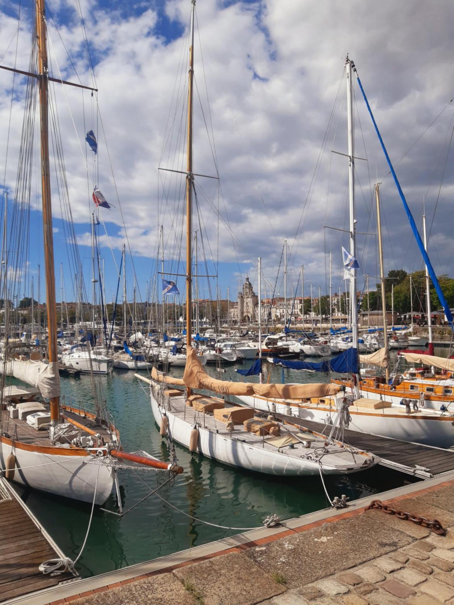 Maison De Vacances Entiere A 10 Mn De La Rochelle Dompierre-sur-Mer Екстериор снимка