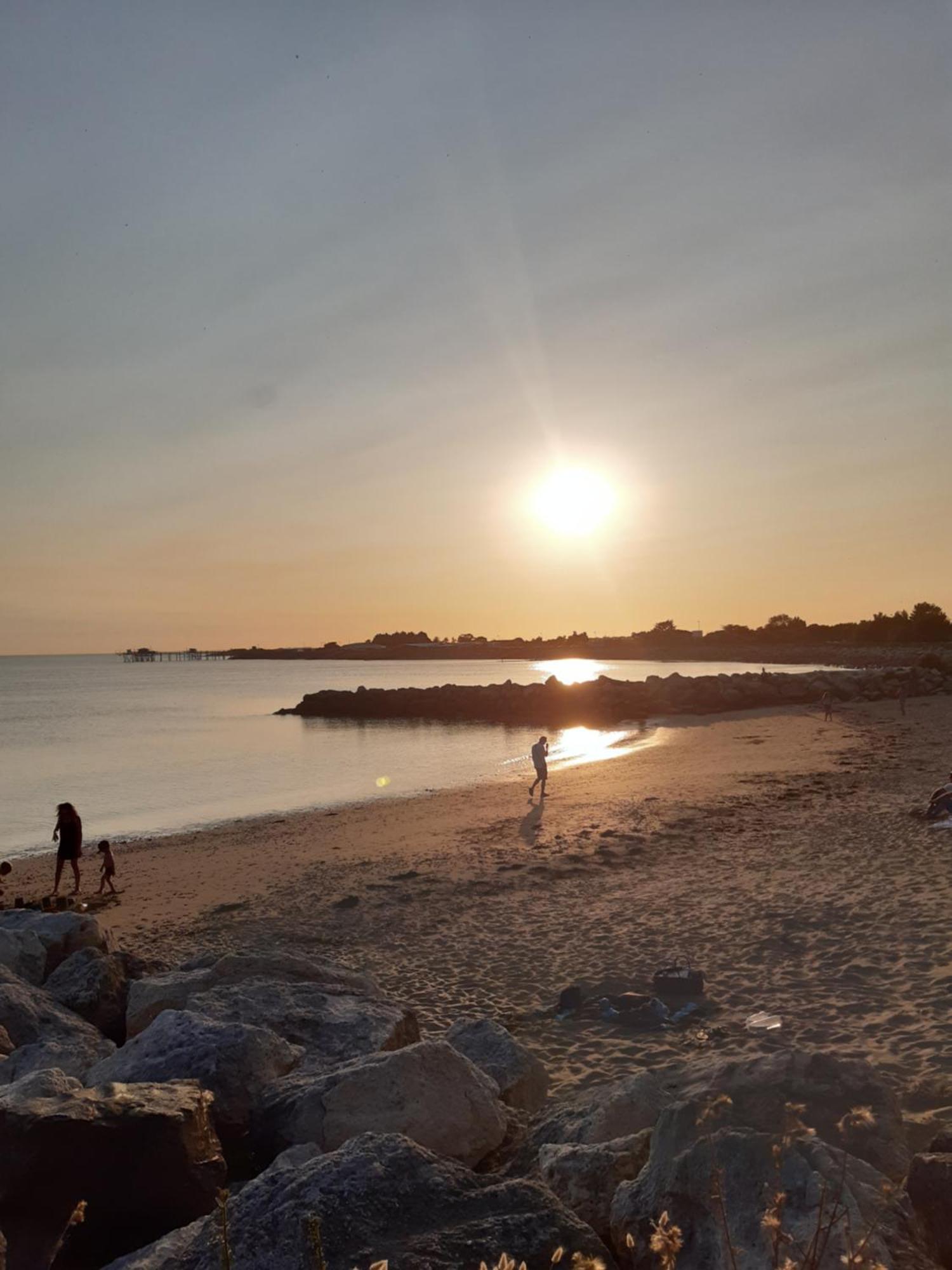 Maison De Vacances Entiere A 10 Mn De La Rochelle Dompierre-sur-Mer Екстериор снимка